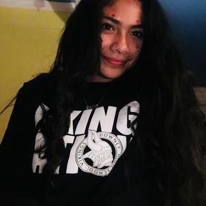 Meet your Posher, Kenia